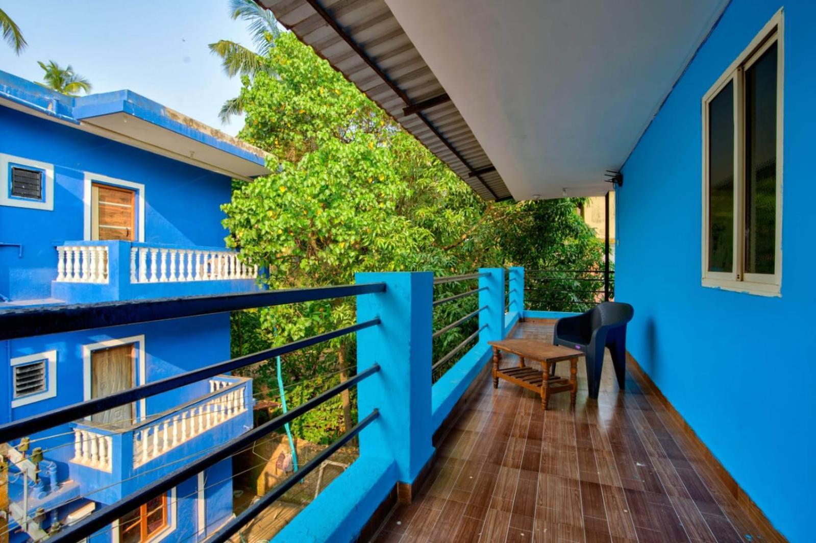 Hotel Savita Calangute Esterno foto